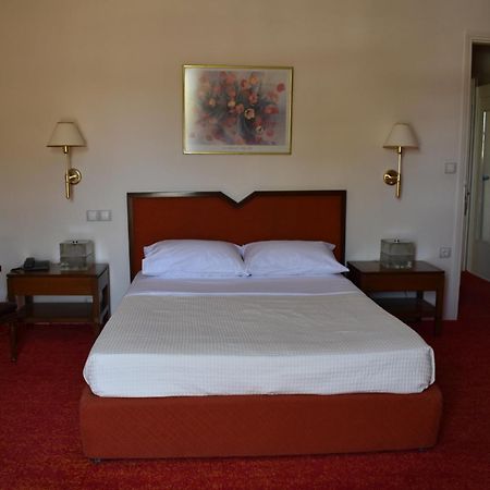 Hotel Theoxenia Missolonghi Ngoại thất bức ảnh