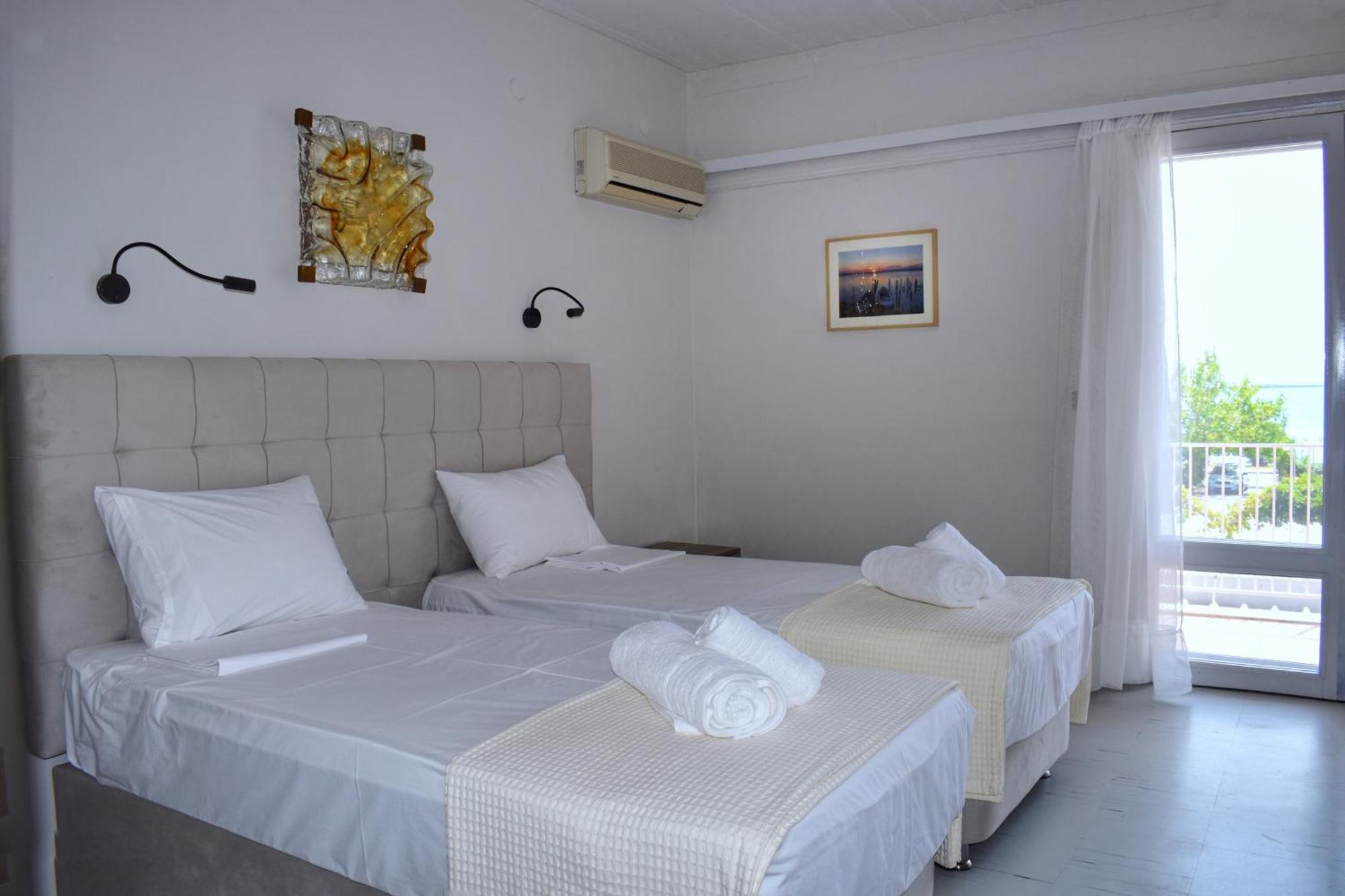 Hotel Theoxenia Missolonghi Ngoại thất bức ảnh